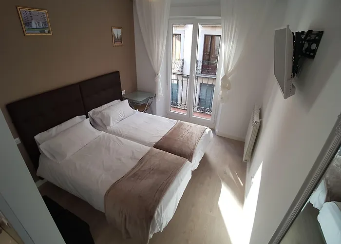 Hostal Puente de Hierro Logroño
